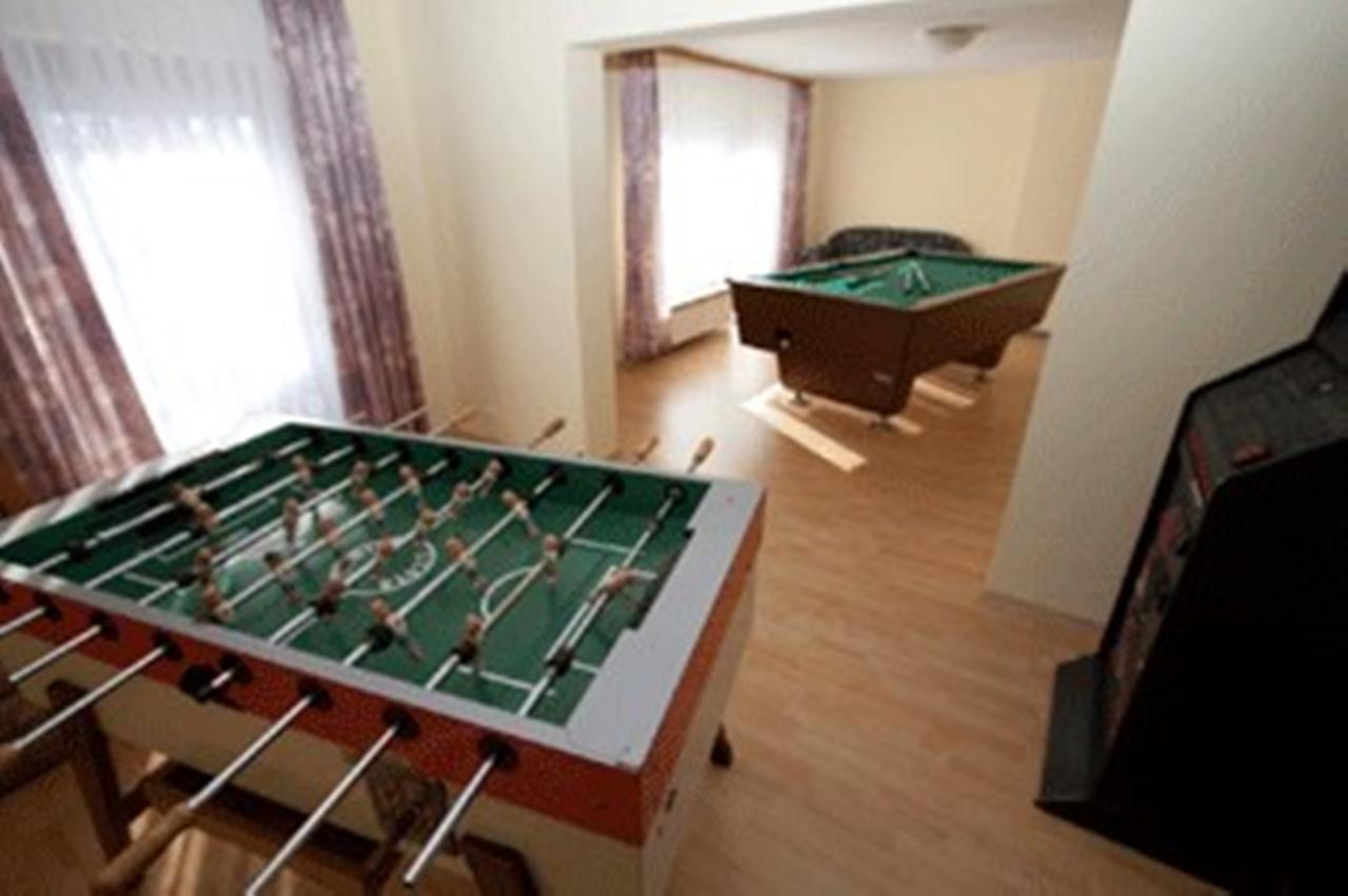 Rhoen Panorama Hostel Poppenhausen Eksteriør bilde