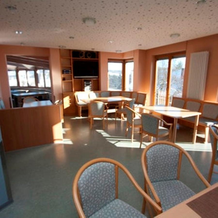 Rhoen Panorama Hostel Poppenhausen Eksteriør bilde